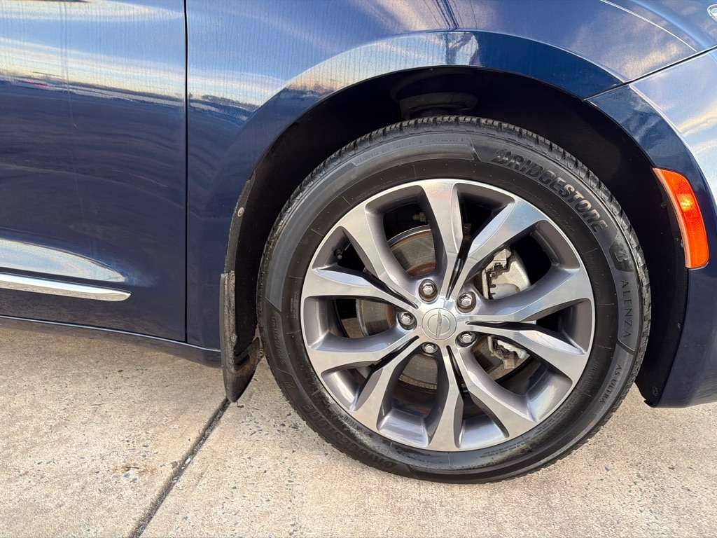 Chrysler Pacifica Limited FWD 2017