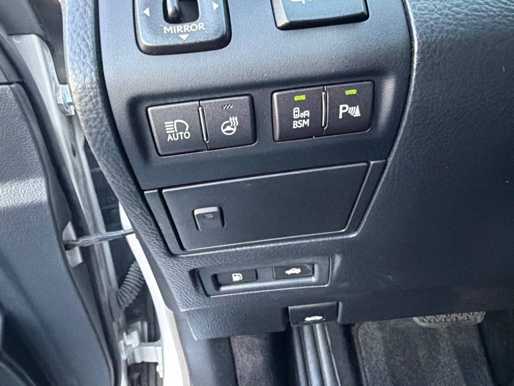 Lexus LS LS 460 RWD 2017