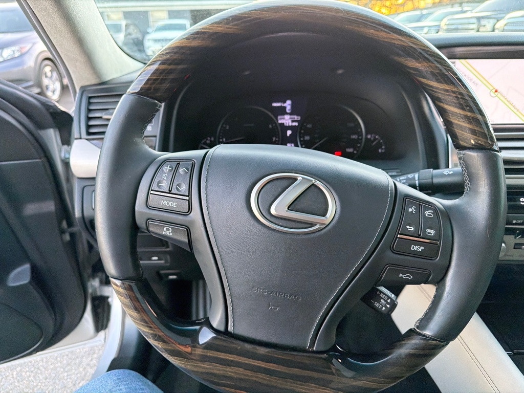 Lexus LS LS 460 RWD 2017