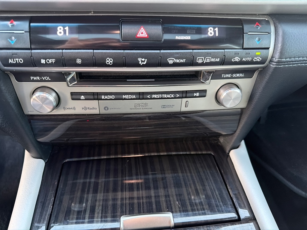 Lexus LS LS 460 RWD 2017