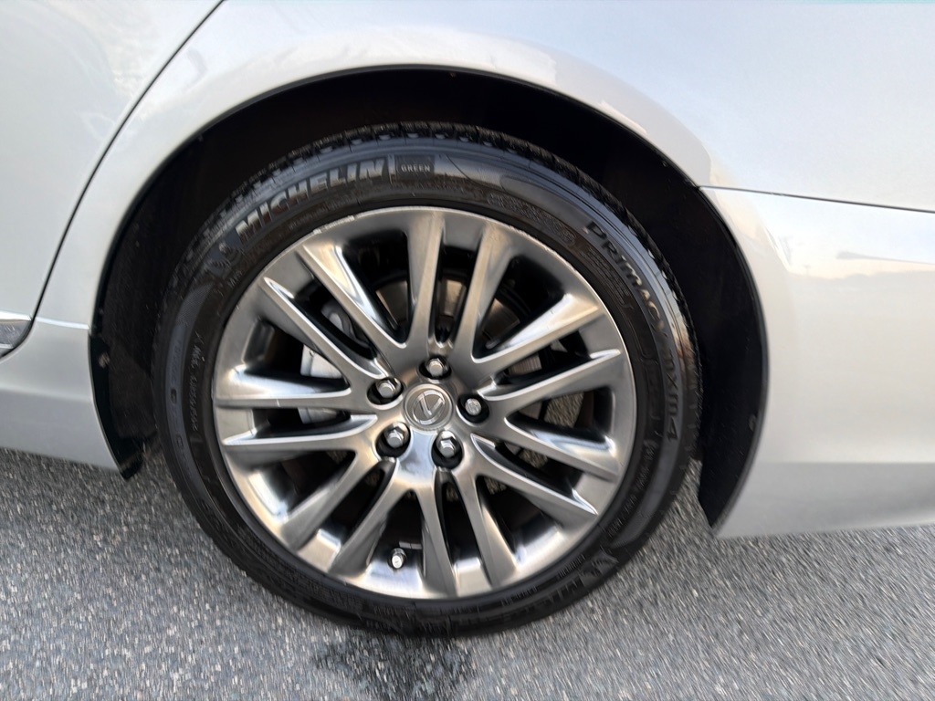 Lexus LS LS 460 RWD 2017