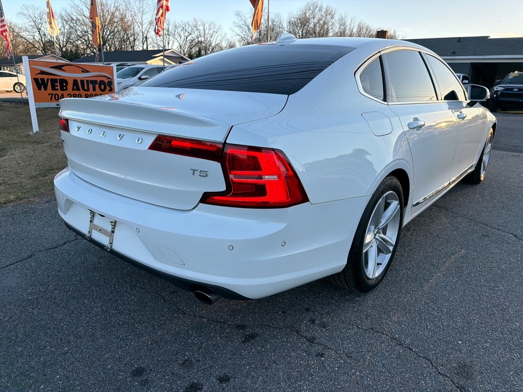 Volvo S90 T5 FWD Momentum 2018