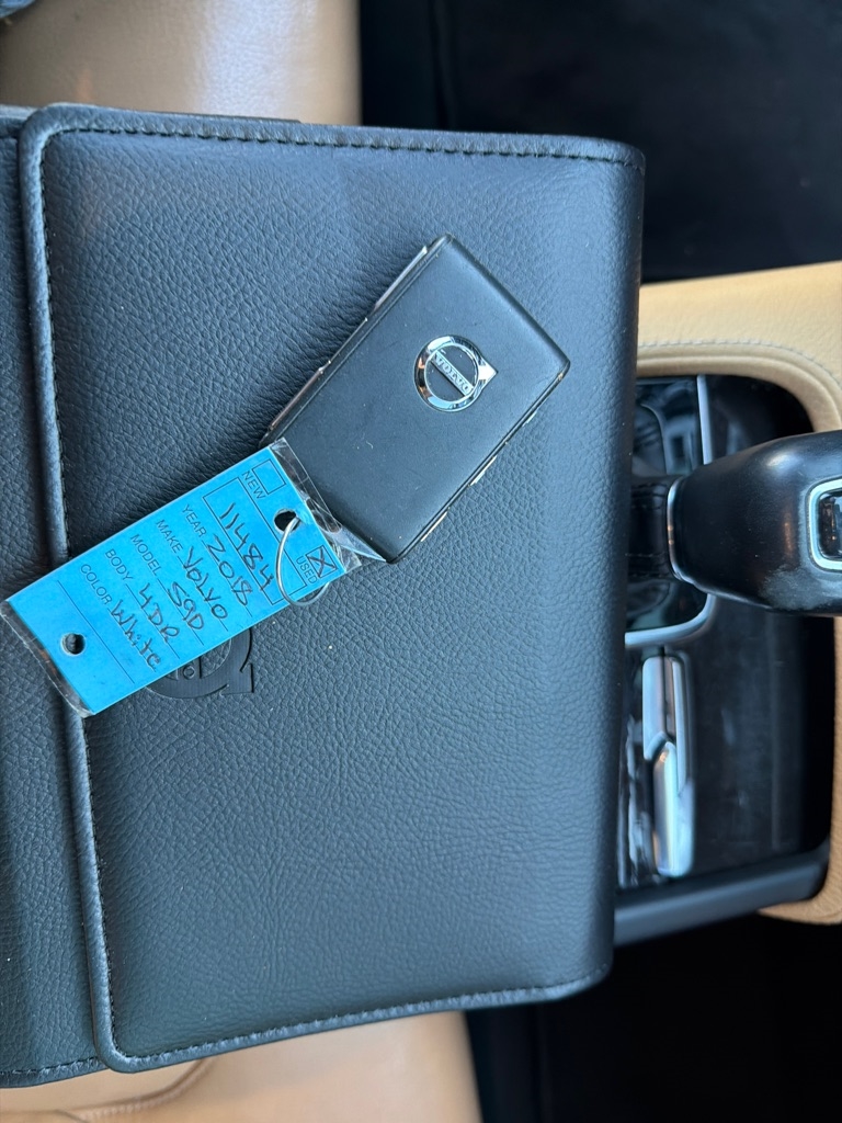 Volvo S90 T5 FWD Momentum 2018