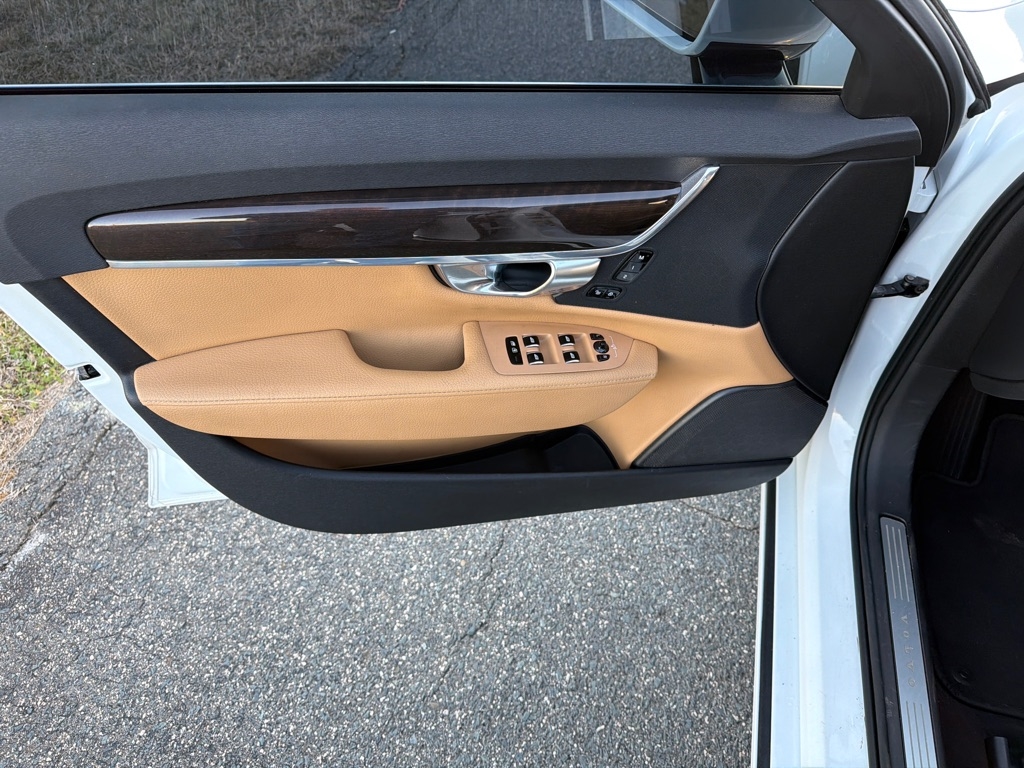 Volvo S90 T5 FWD Momentum 2018