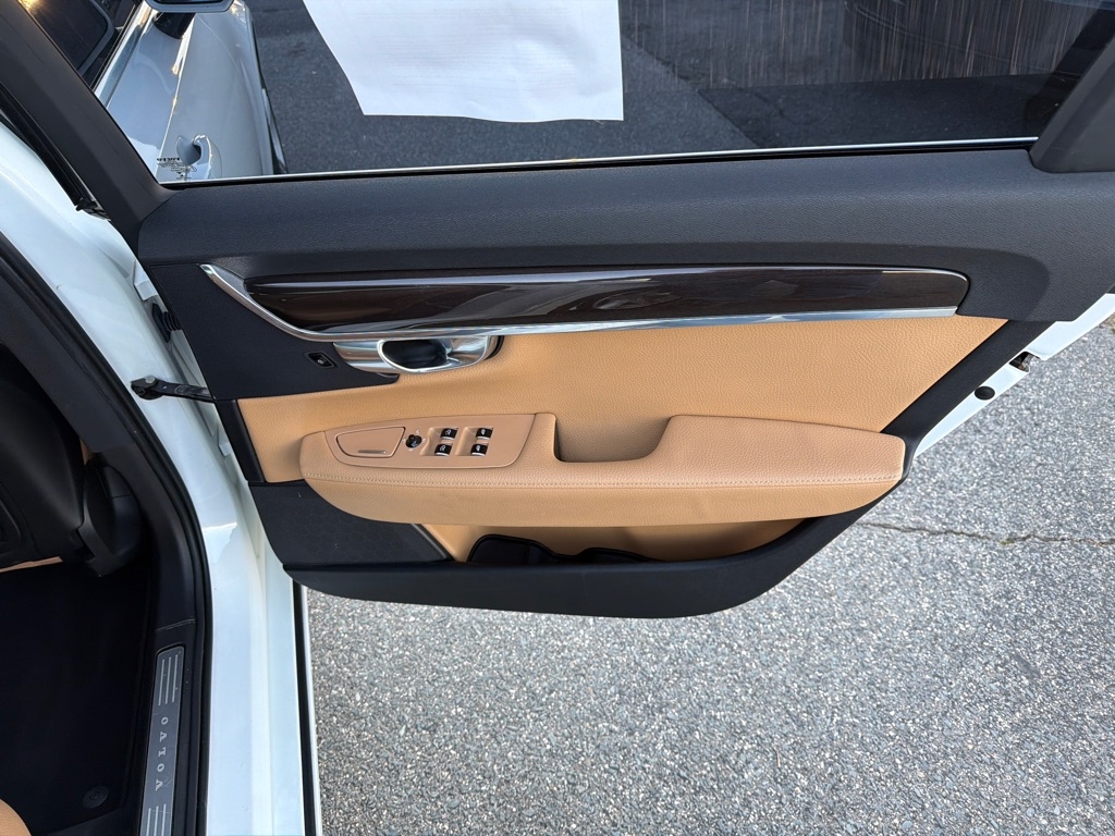 Volvo S90 T5 FWD Momentum 2018