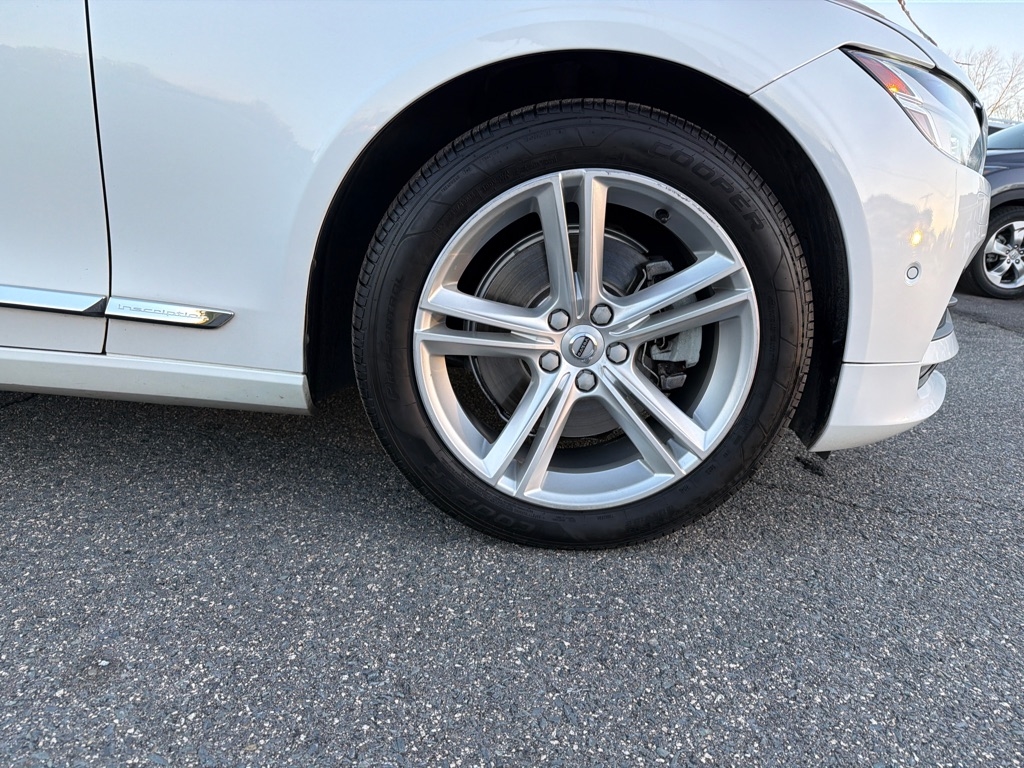 Volvo S90 T5 FWD Momentum 2018