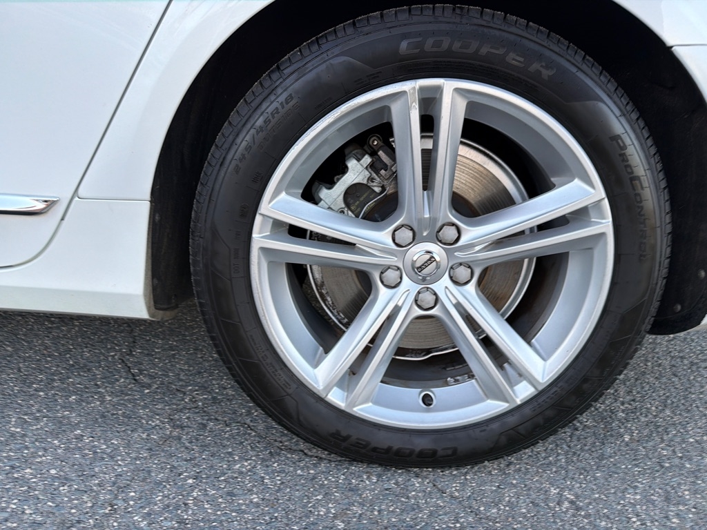 Volvo S90 T5 FWD Momentum 2018