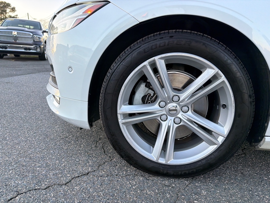 Volvo S90 T5 FWD Momentum 2018