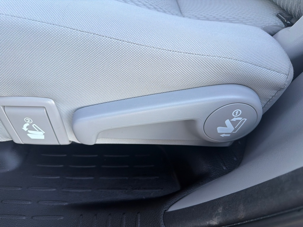 Toyota Highlander LE V6 AWD (Natl) 2018