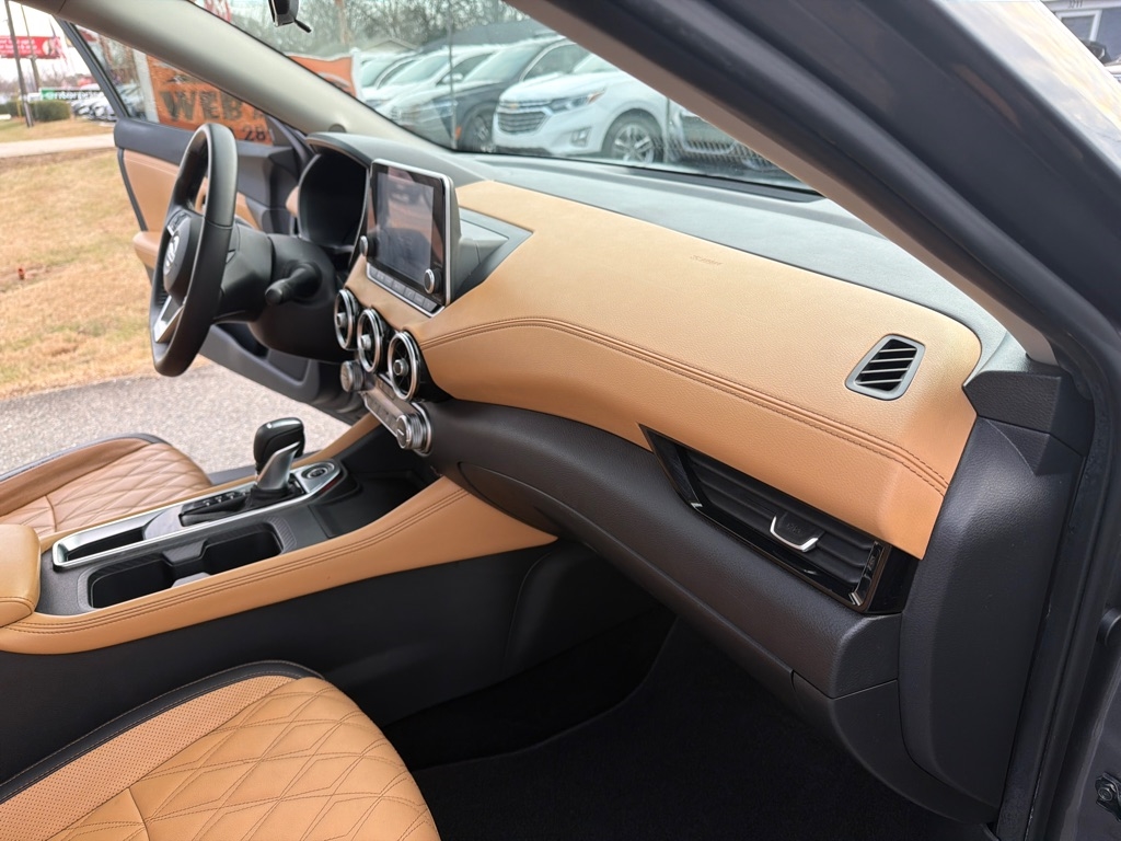 Nissan Sentra SV CVT 2021