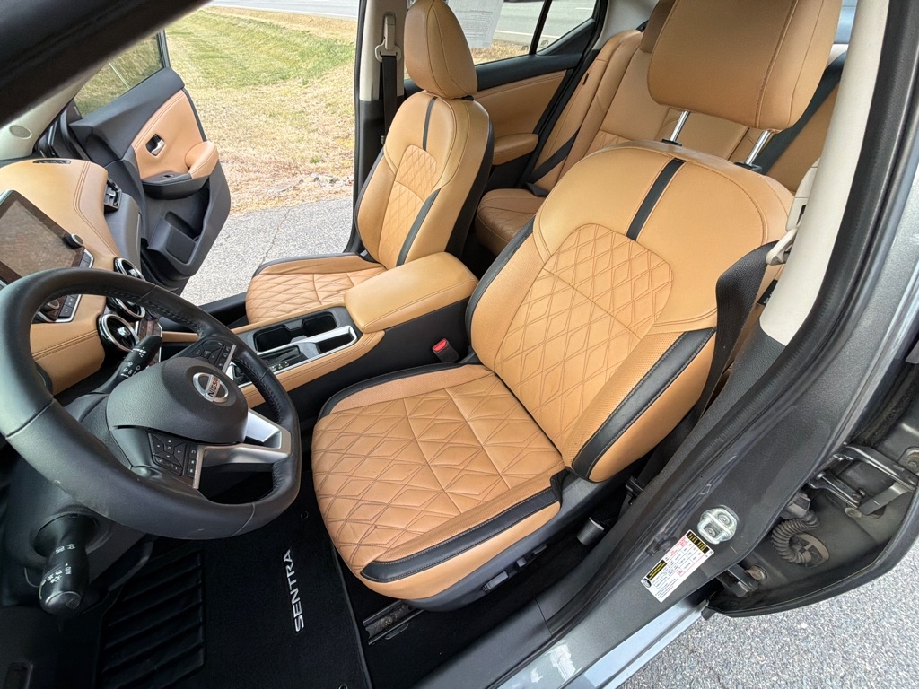 Nissan Sentra SV CVT 2021