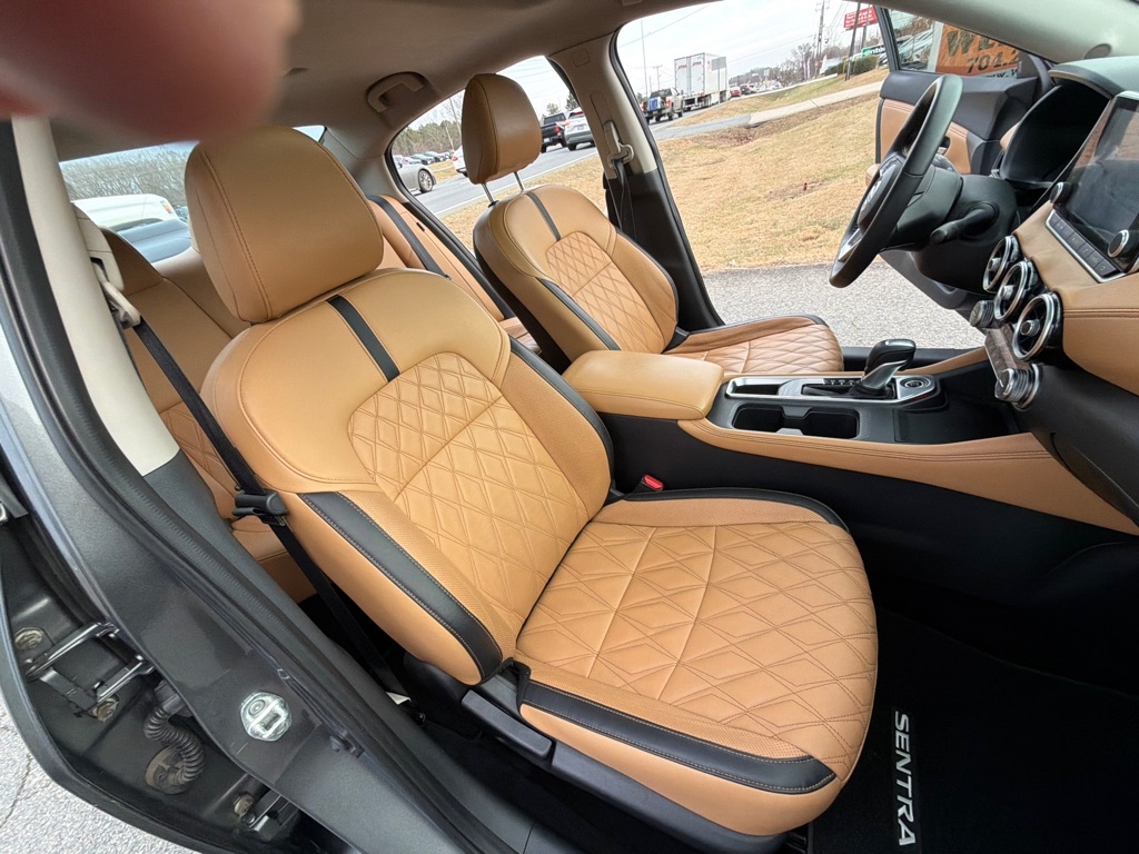 Nissan Sentra SV CVT 2021