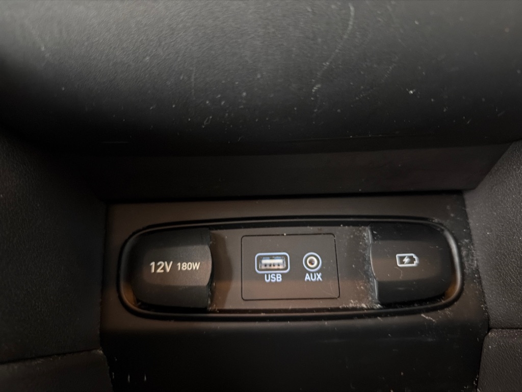 Hyundai Santa Fe SE 2.4L Auto FWD 2019