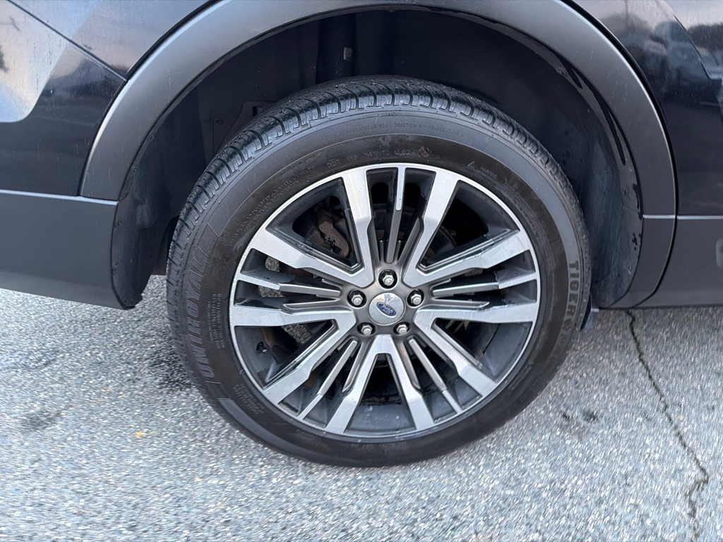 Ford Explorer Platinum 4WD 2017