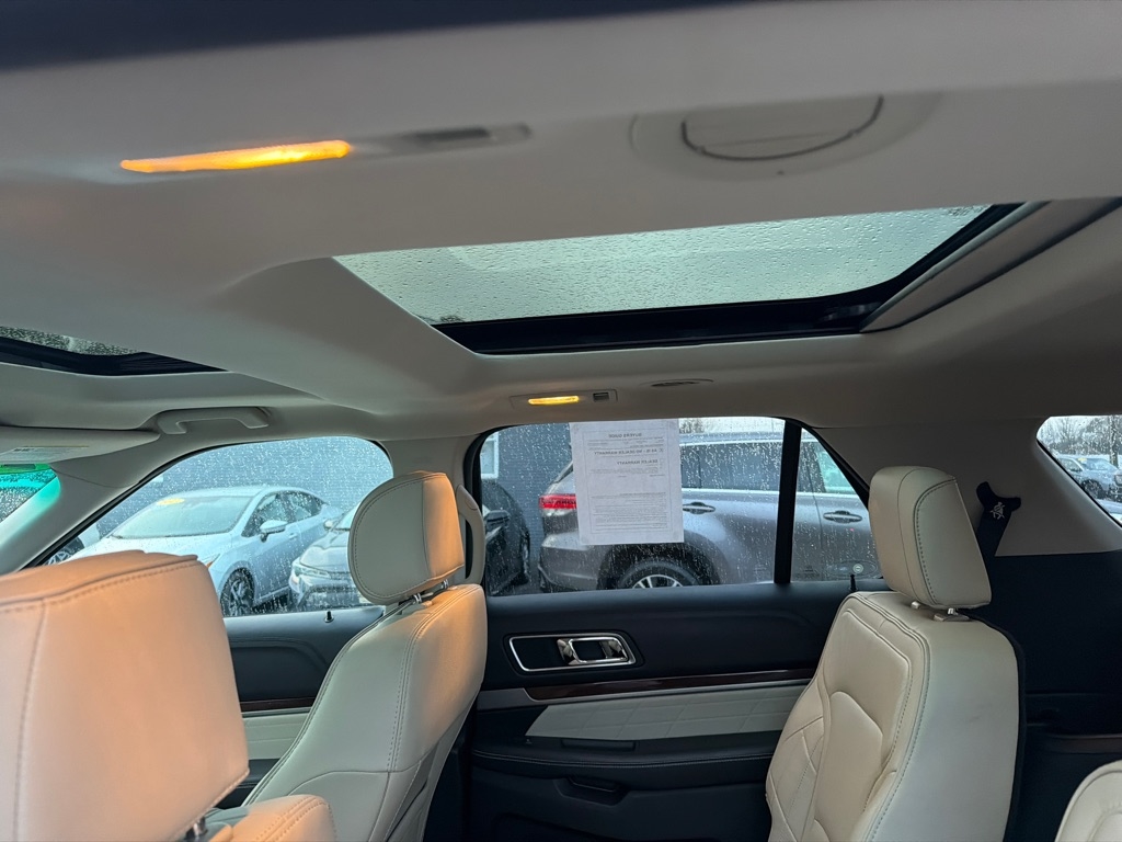 Ford Explorer Platinum 4WD 2017