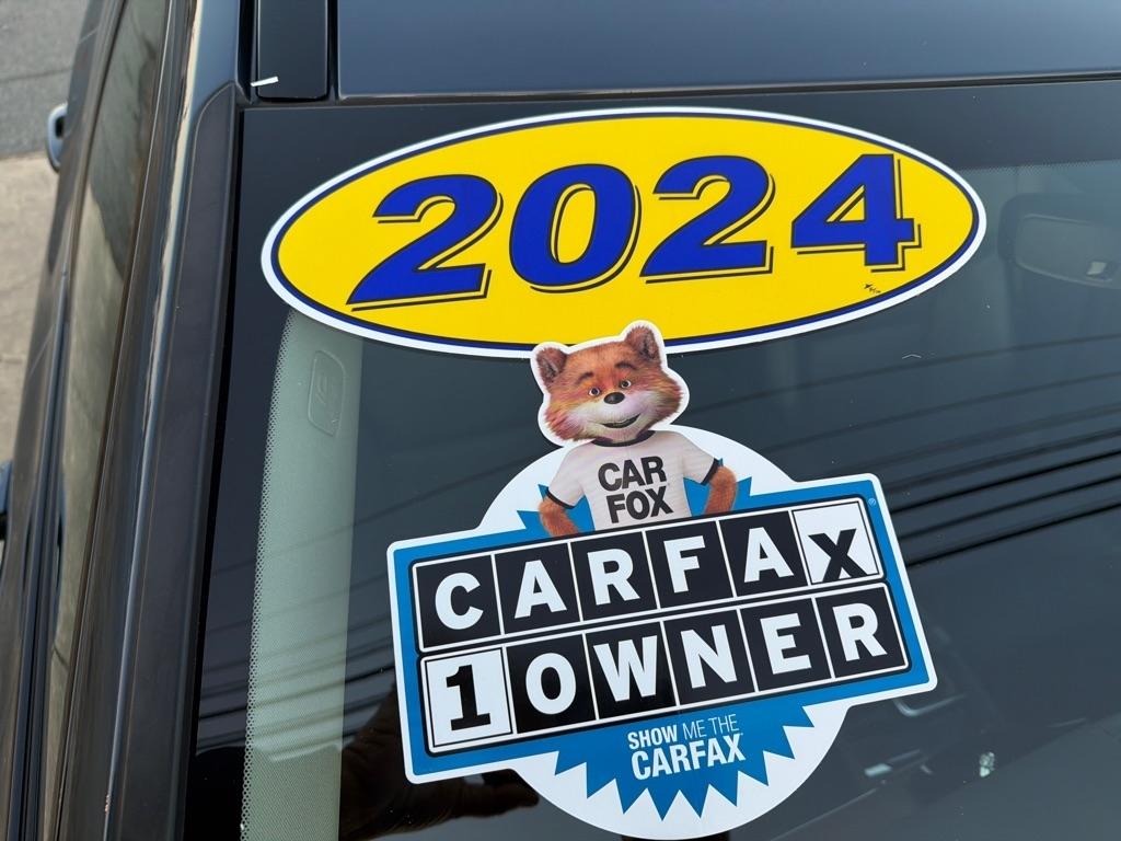 Volvo XC60 B5 AWD Plus Dark Theme 2024