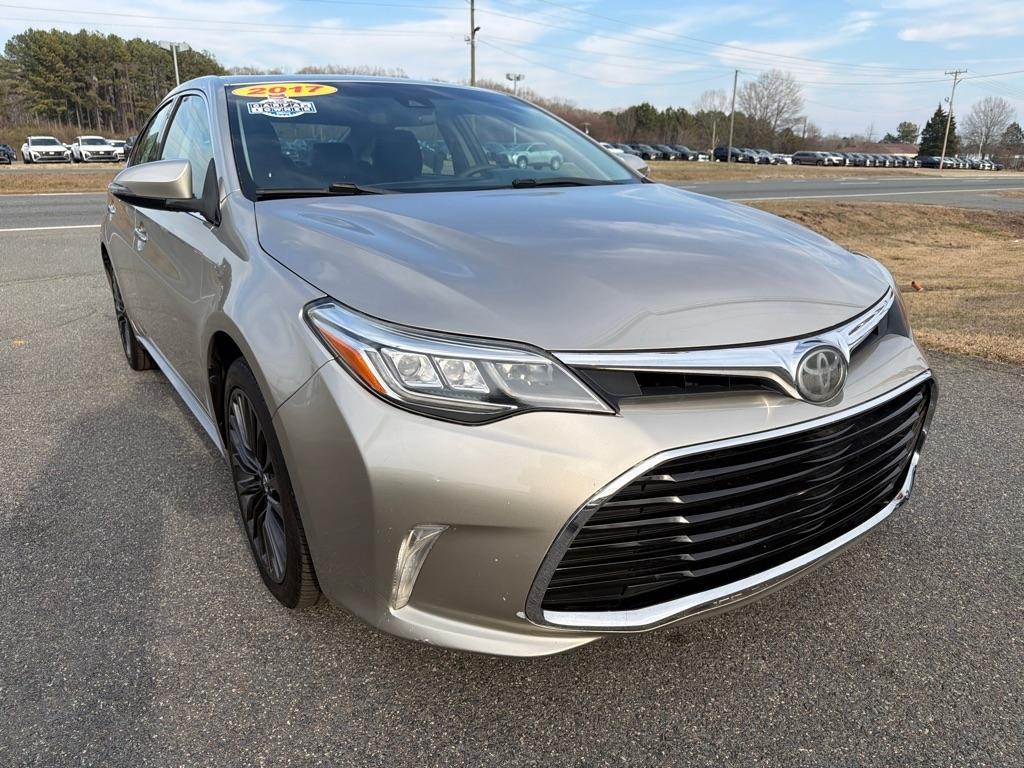 Toyota Avalon XLE Premium (Natl) 2017
