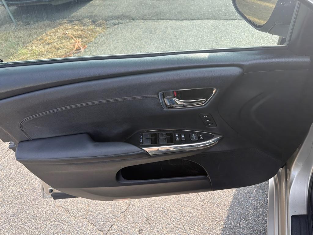 Toyota Avalon XLE Premium (Natl) 2017