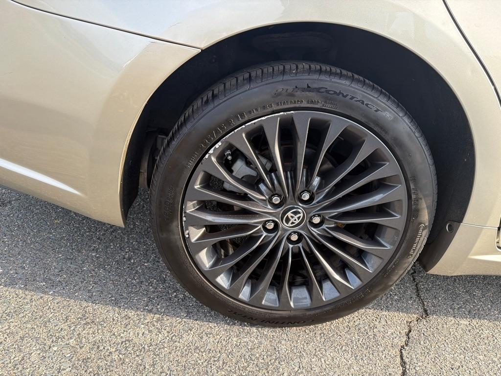 Toyota Avalon XLE Premium (Natl) 2017