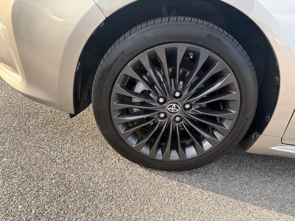 Toyota Avalon XLE Premium (Natl) 2017