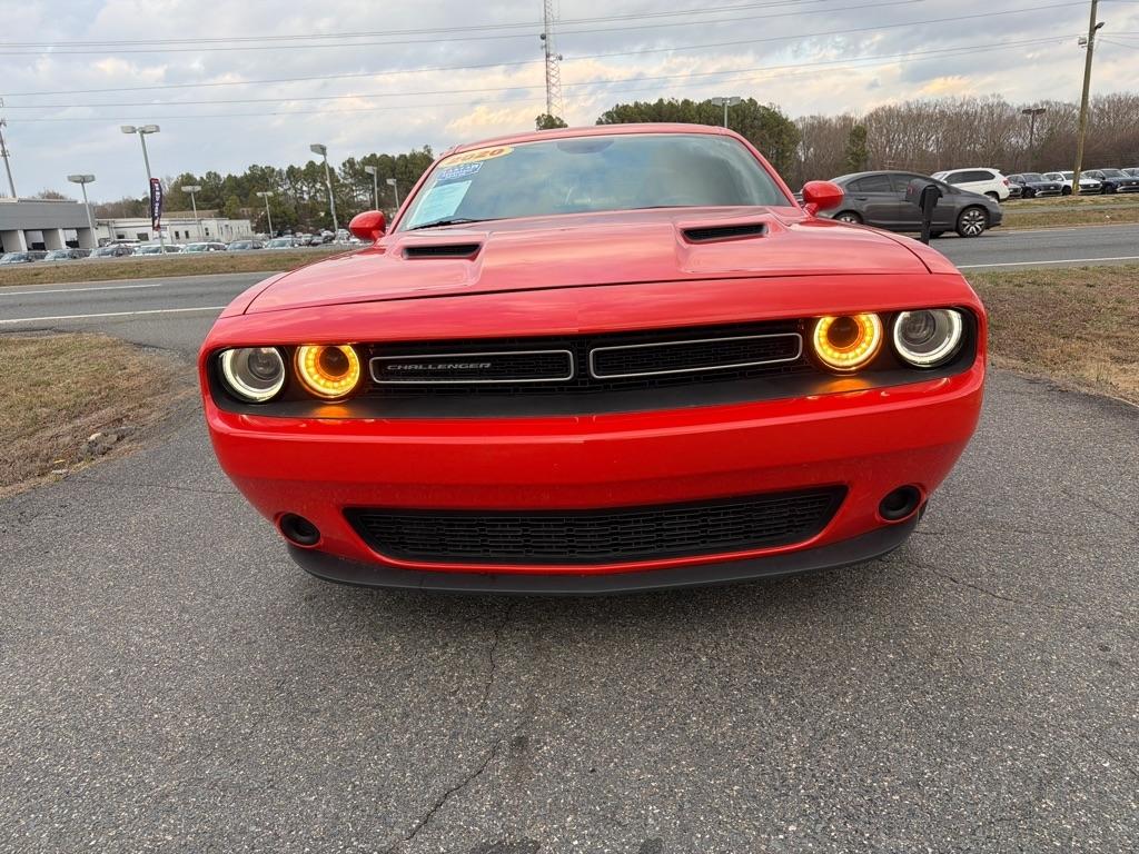 Dodge Challenger SXT RWD 2020