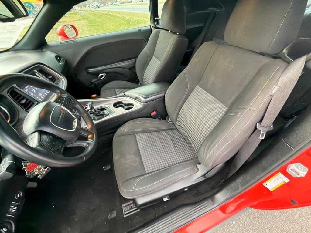 Dodge Challenger SXT RWD 2020