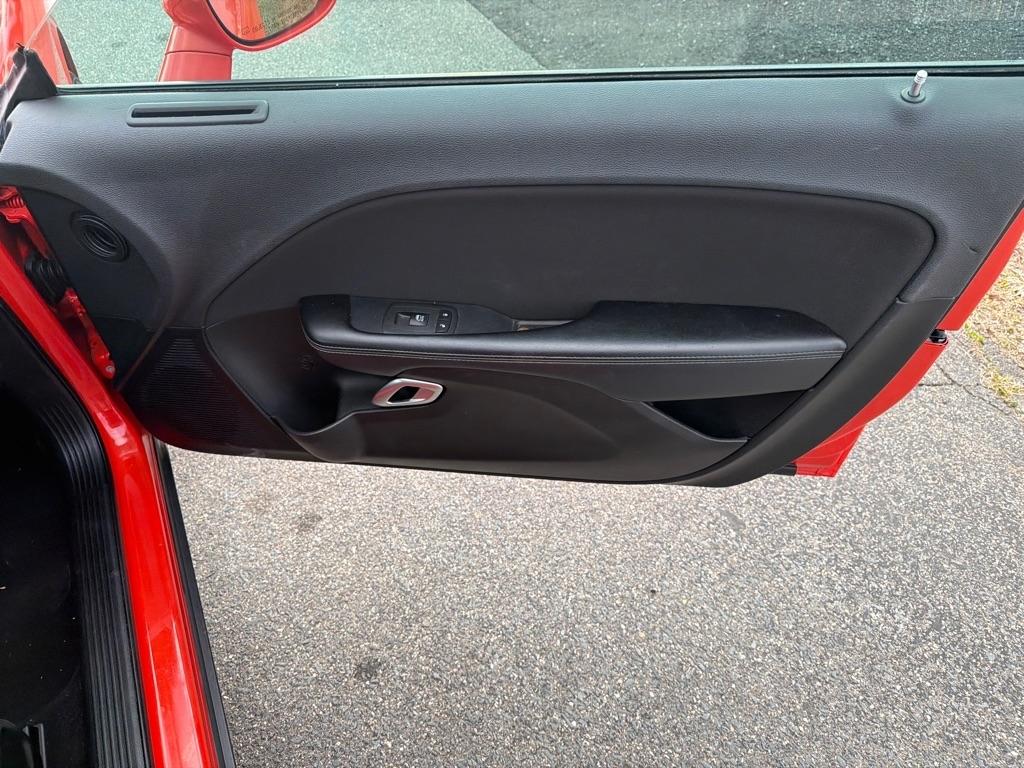 Dodge Challenger SXT RWD 2020