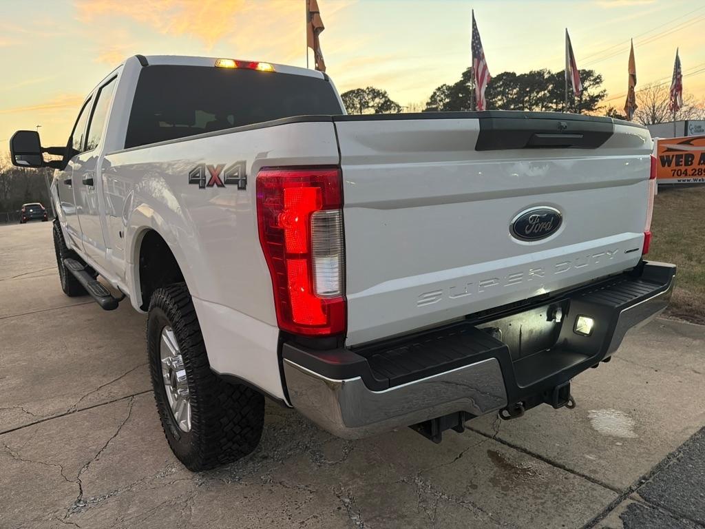 Ford Super Duty F-250 SRW King Ranch 4WD Crew Cab 8' Box 2018