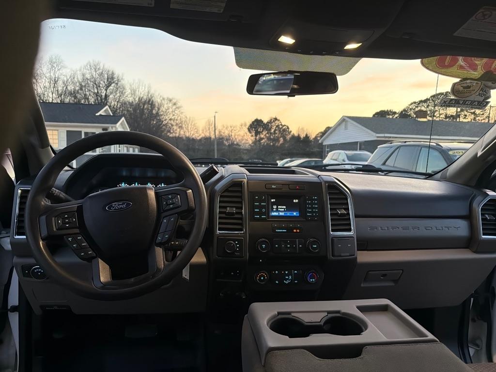 Ford Super Duty F-250 SRW King Ranch 4WD Crew Cab 8' Box 2018