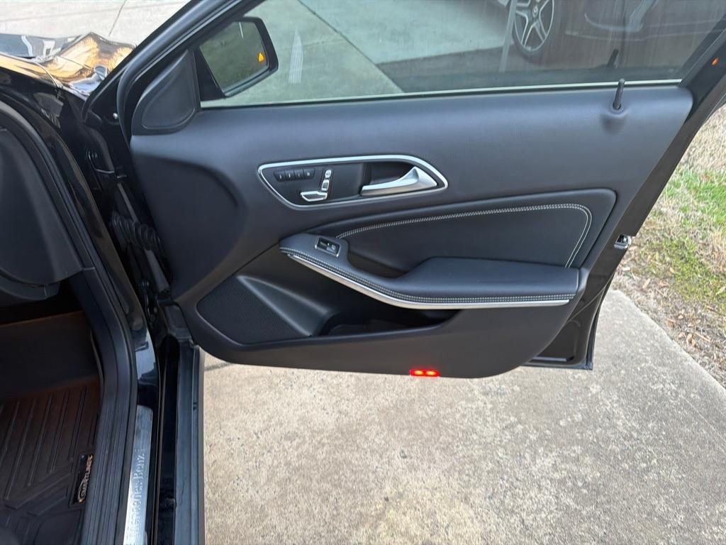 Mercedes-Benz GLA GLA 250 4MATIC SUV 2018