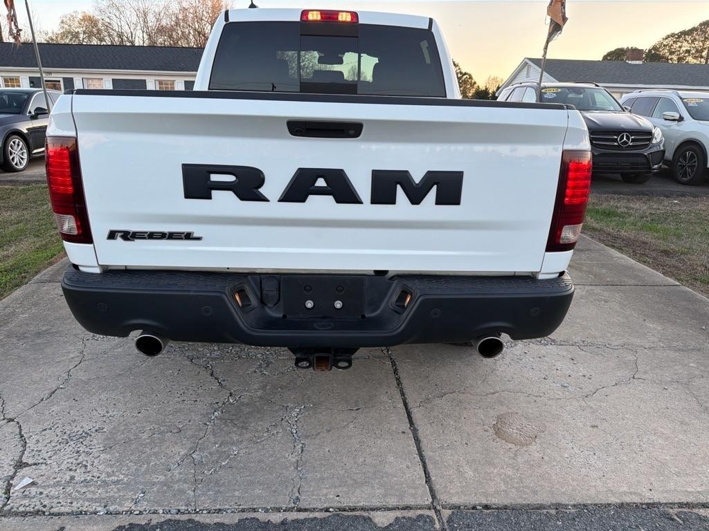 RAM 1500 Rebel 4x2 Crew Cab 5'7" Box 2017