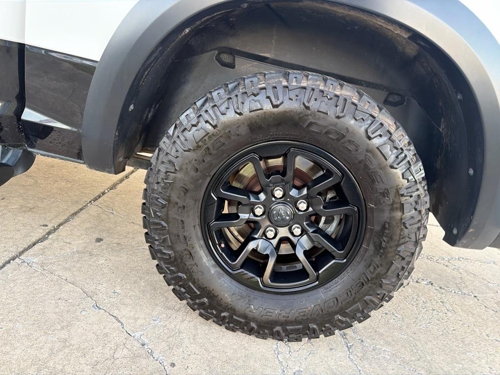 RAM 1500 Rebel 4x2 Crew Cab 5'7" Box 2017