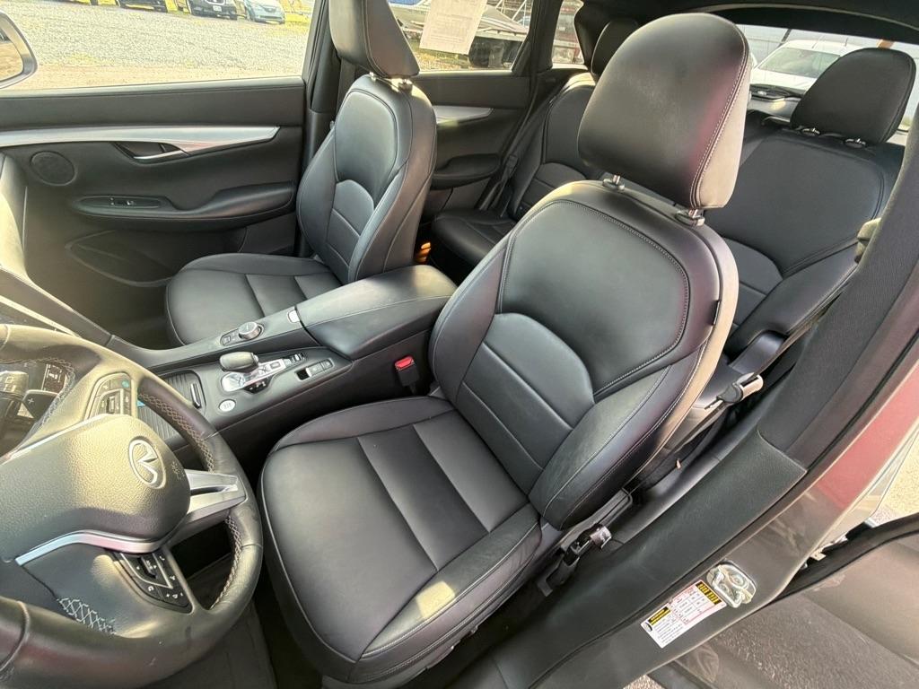 Infiniti QX50 LUXE AWD 2021