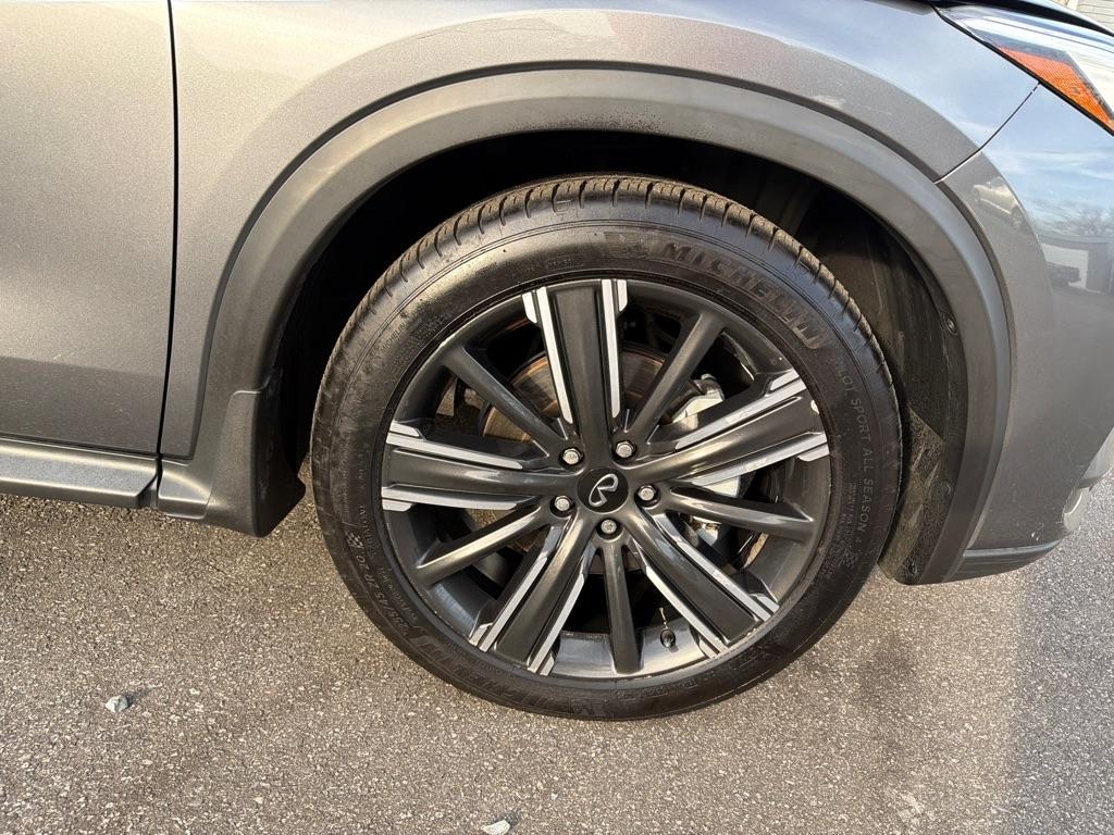 Infiniti QX50 LUXE AWD 2021