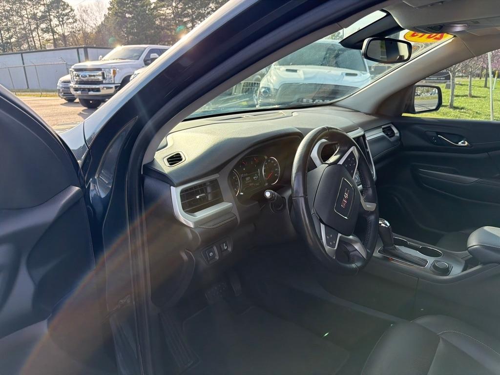 GMC Acadia FWD 4dr SLT w/SLT-1 2019