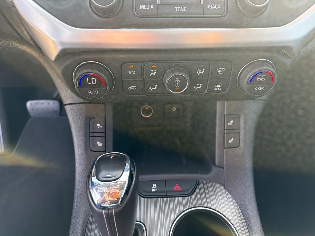 GMC Acadia FWD 4dr SLT w/SLT-1 2019