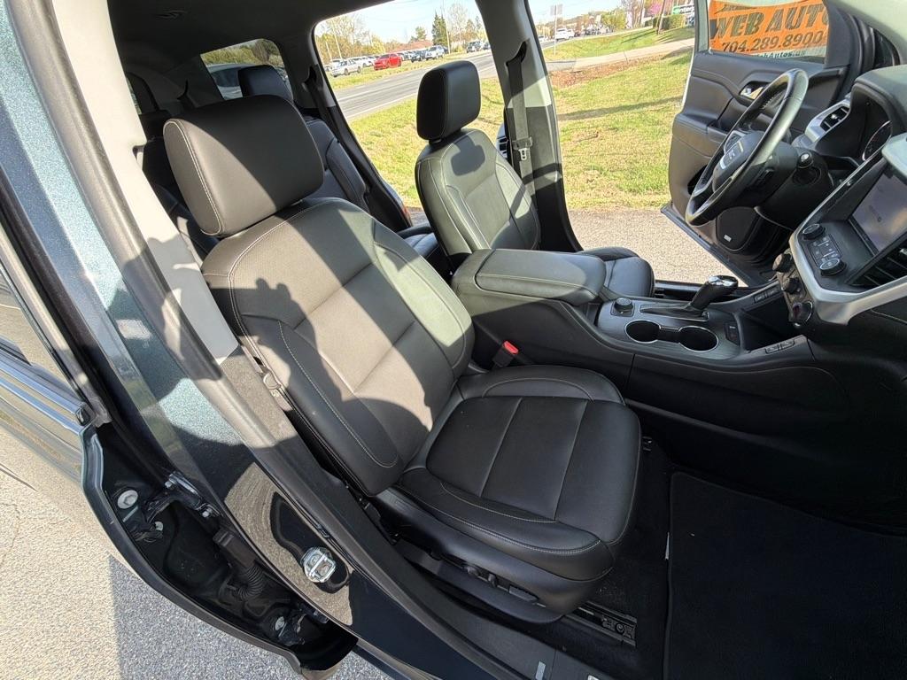 GMC Acadia FWD 4dr SLT w/SLT-1 2019