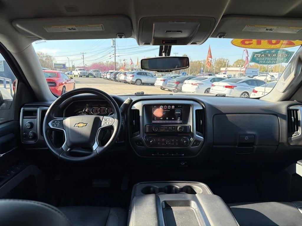 Chevrolet Silverado 1500 4WD Crew Cab 143.5" LT w/2LT 2015