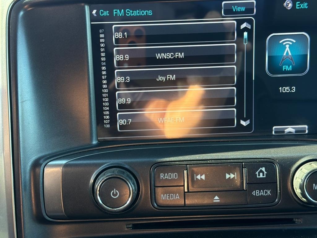 Chevrolet Silverado 1500 4WD Crew Cab 143.5" LT w/2LT 2015