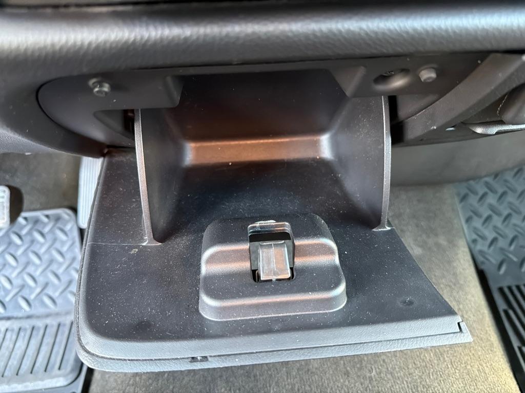 Chevrolet Silverado 1500 4WD Crew Cab 143.5" LT w/2LT 2015