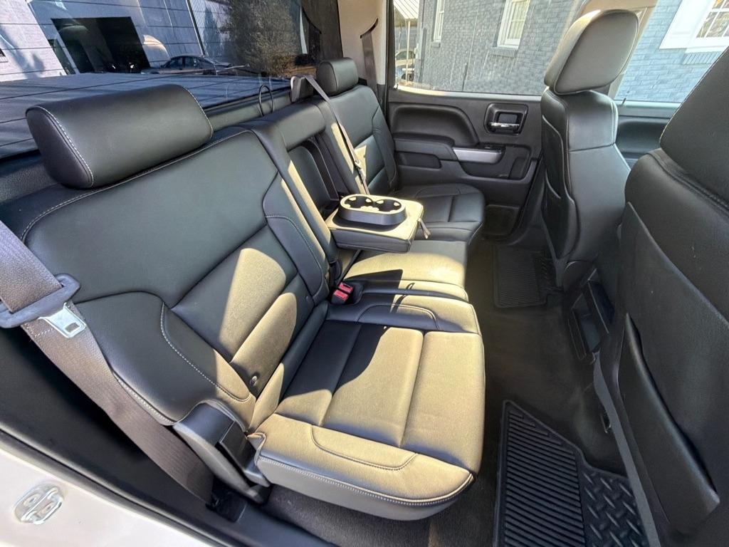 Chevrolet Silverado 1500 4WD Crew Cab 143.5" LT w/2LT 2015