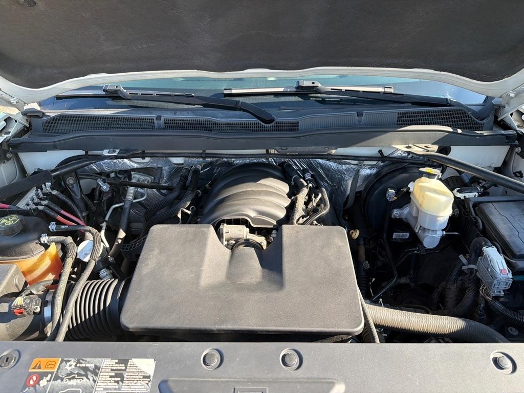 Chevrolet Silverado 1500 4WD Crew Cab 143.5" LT w/2LT 2015