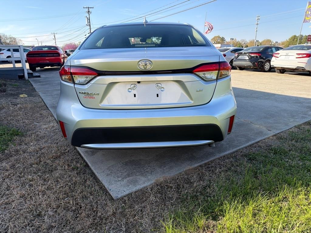 Toyota Corolla LE CVT (Natl) 2022