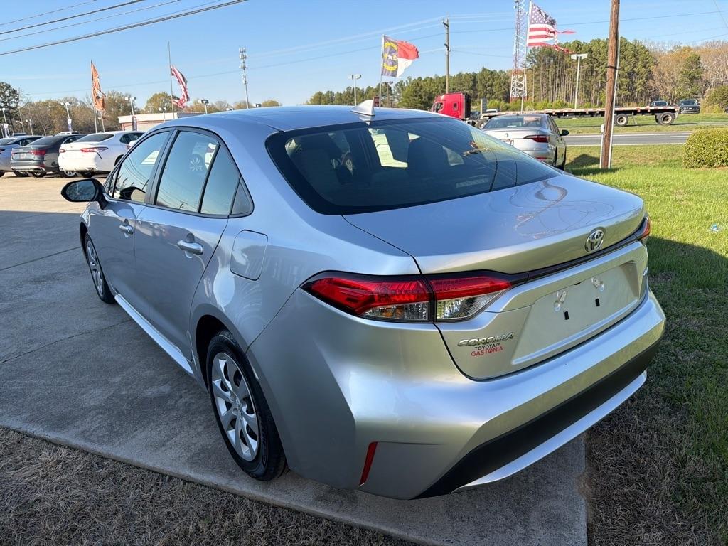 Toyota Corolla LE CVT (Natl) 2022