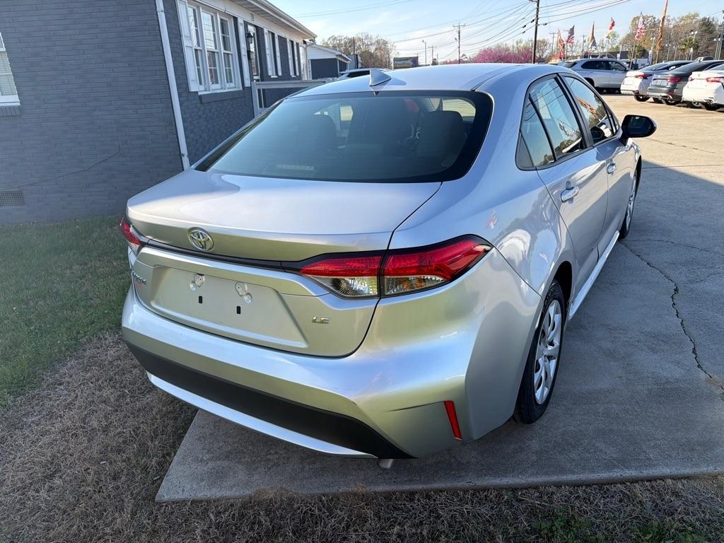 Toyota Corolla LE CVT (Natl) 2022