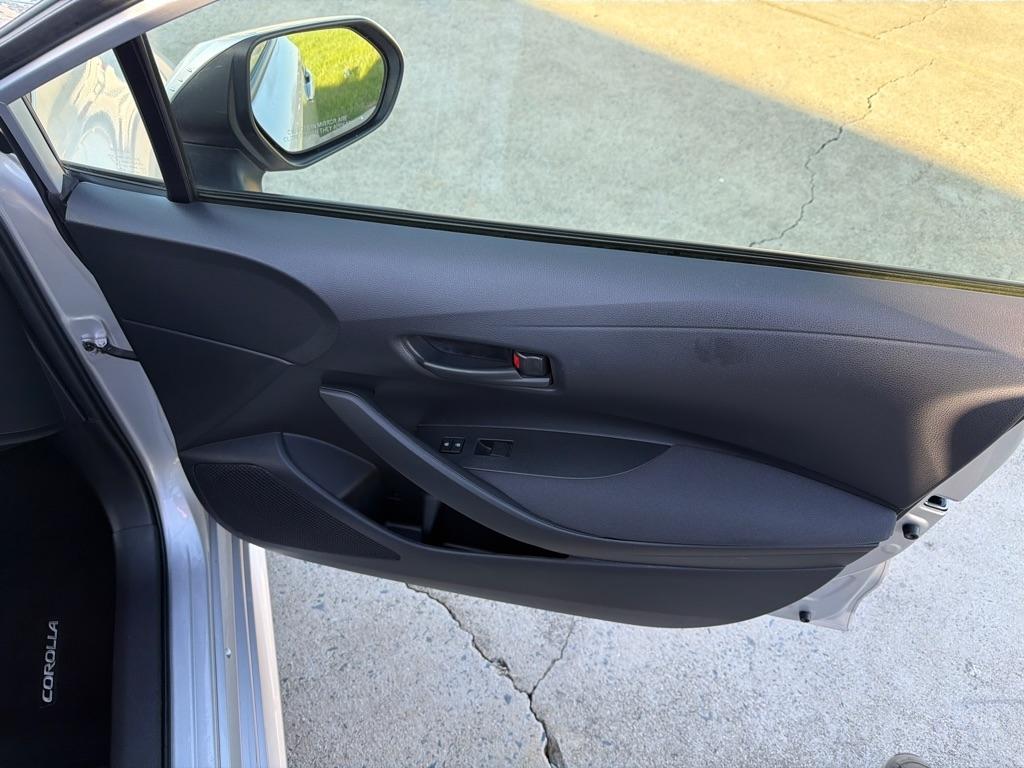 Toyota Corolla LE CVT (Natl) 2022