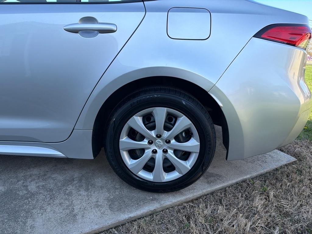Toyota Corolla LE CVT (Natl) 2022