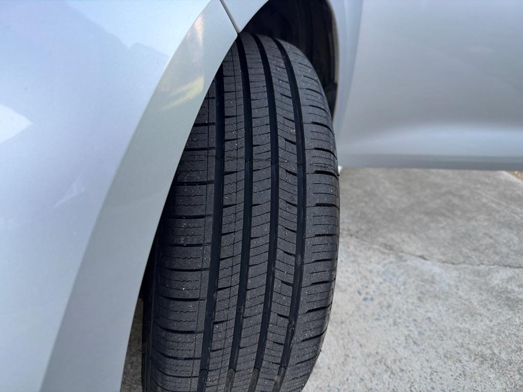 Toyota Corolla LE CVT (Natl) 2022