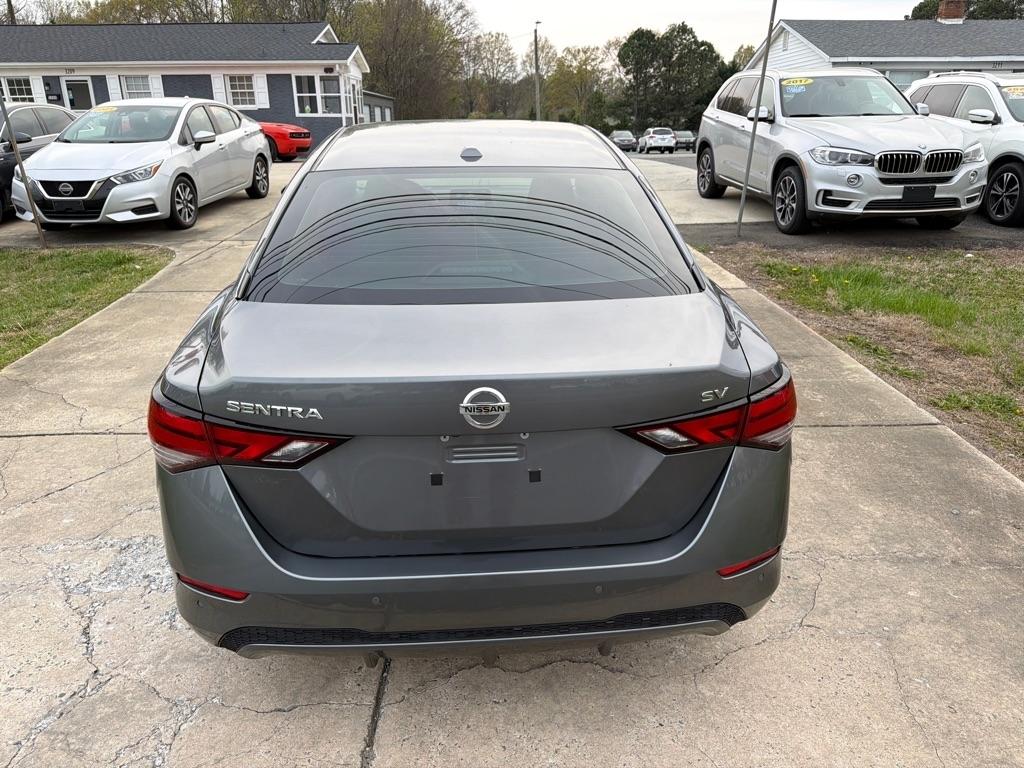 Nissan Sentra SV CVT 2021