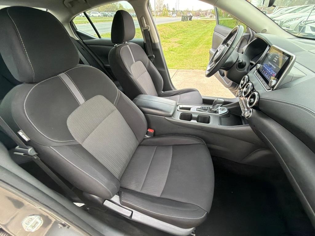 Nissan Sentra SV CVT 2021